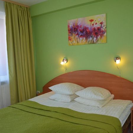 Latgale Hotel Rēzekne Eksteriør billede