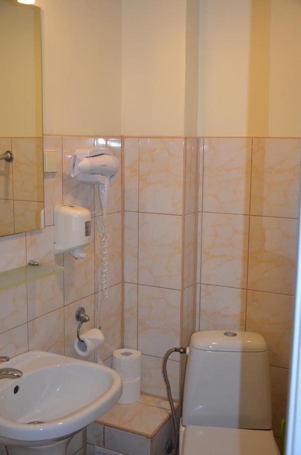 Latgale Hotel Rēzekne Eksteriør billede