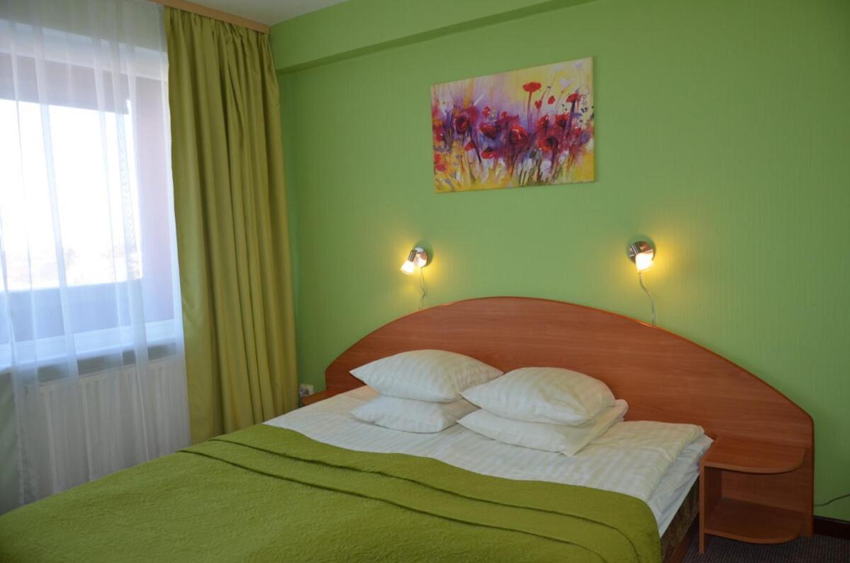 Latgale Hotel Rēzekne Eksteriør billede